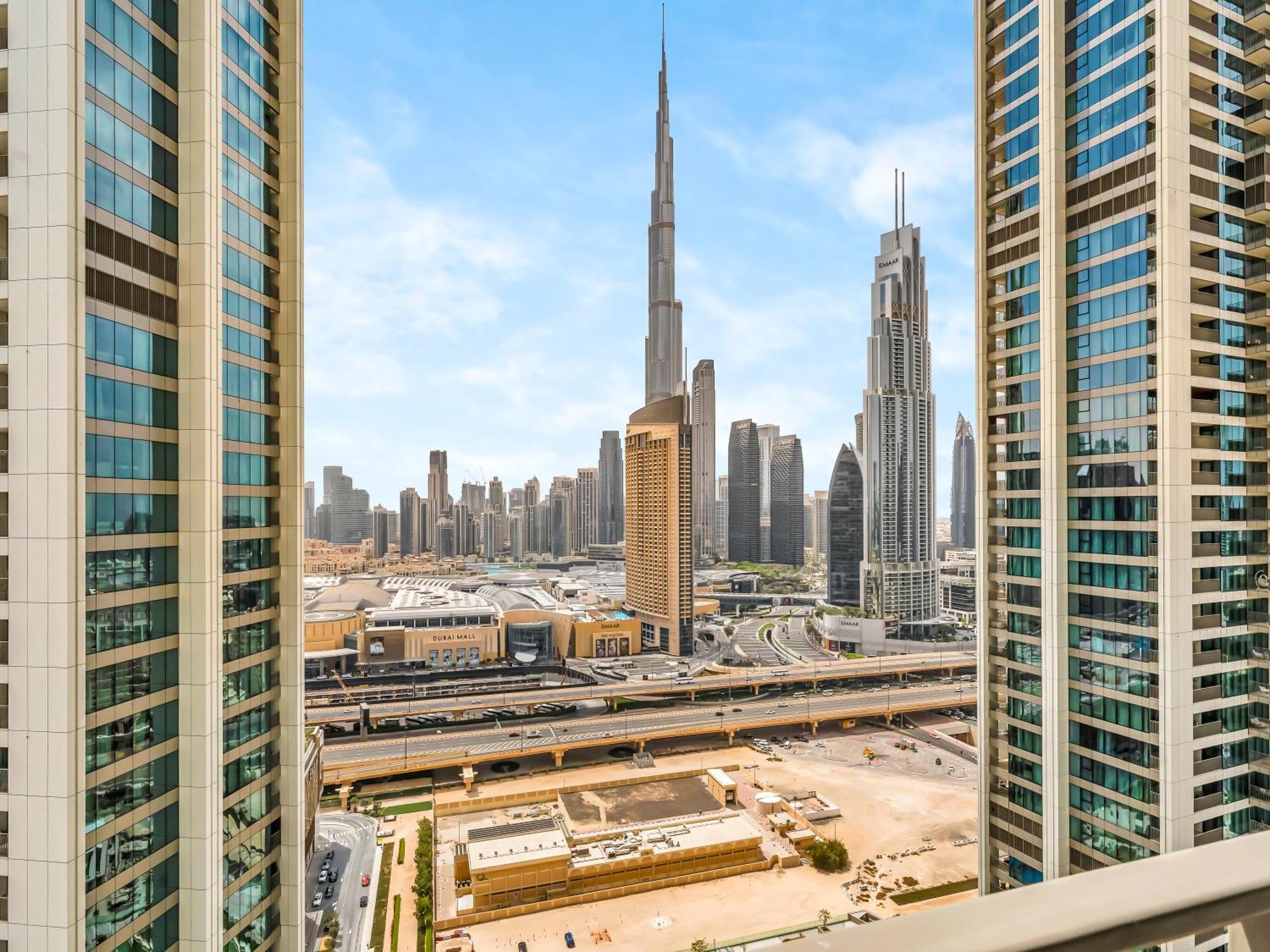 Apartment Lux 4bhk In Downtown, Burj Khalifa View Near Mall Dubai