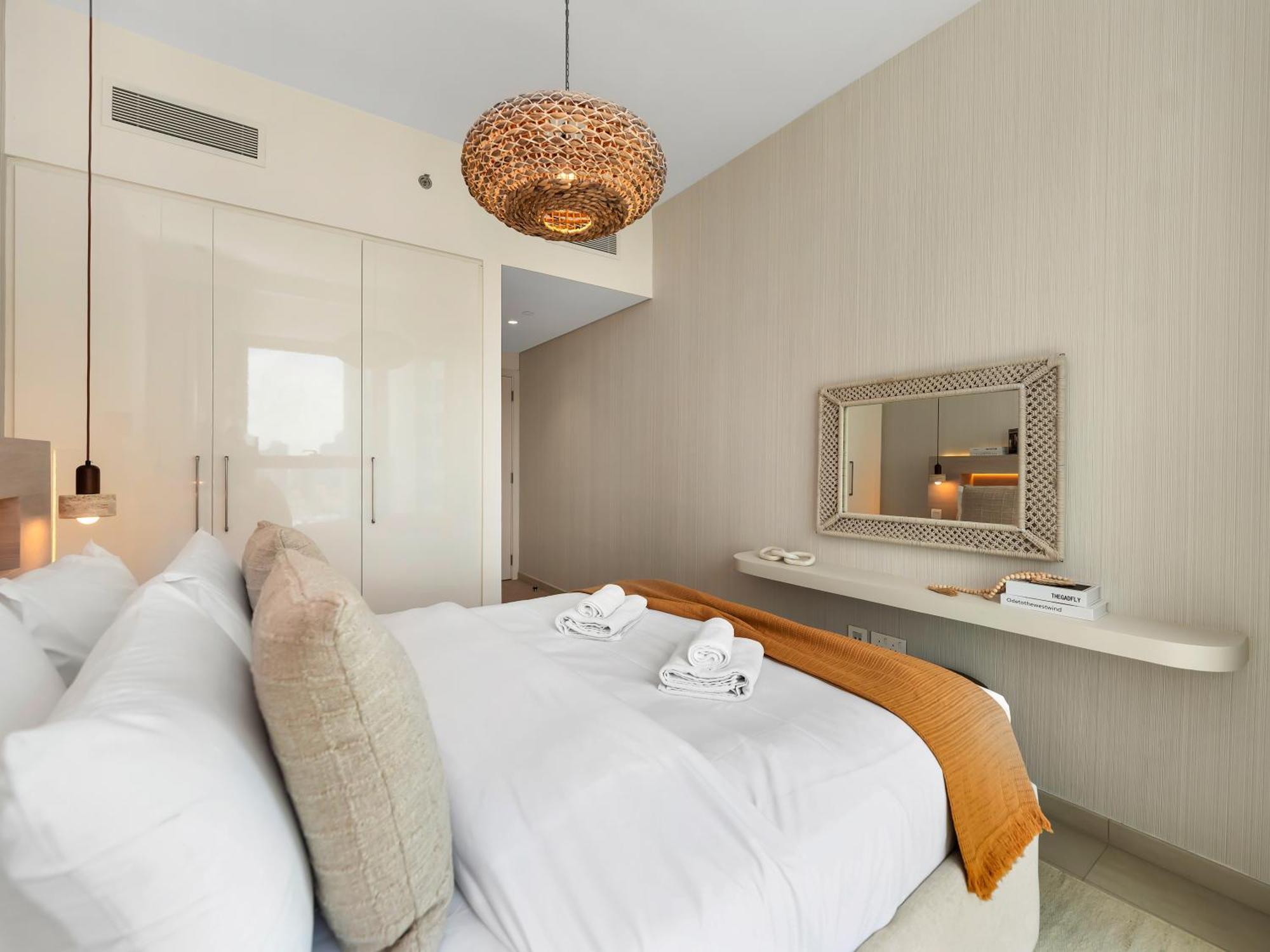 Apartment Lux 4bhk In Downtown, Burj Khalifa View Near Mall Dubai